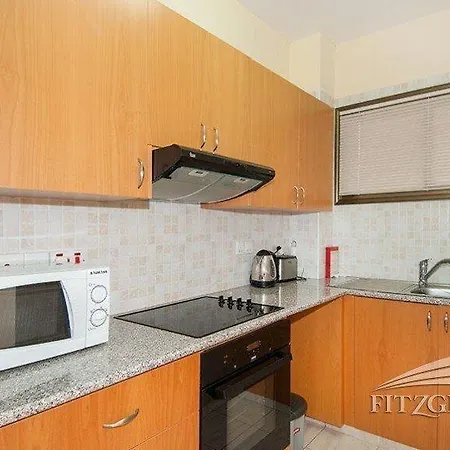 Appartamento 1 Bedroom Garden Flat, Sleeps 4 *
